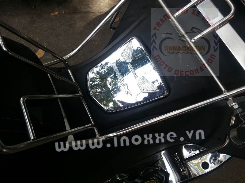 Phụ tùng trang trí PCX 2014 - Nắp xăng mạ crom